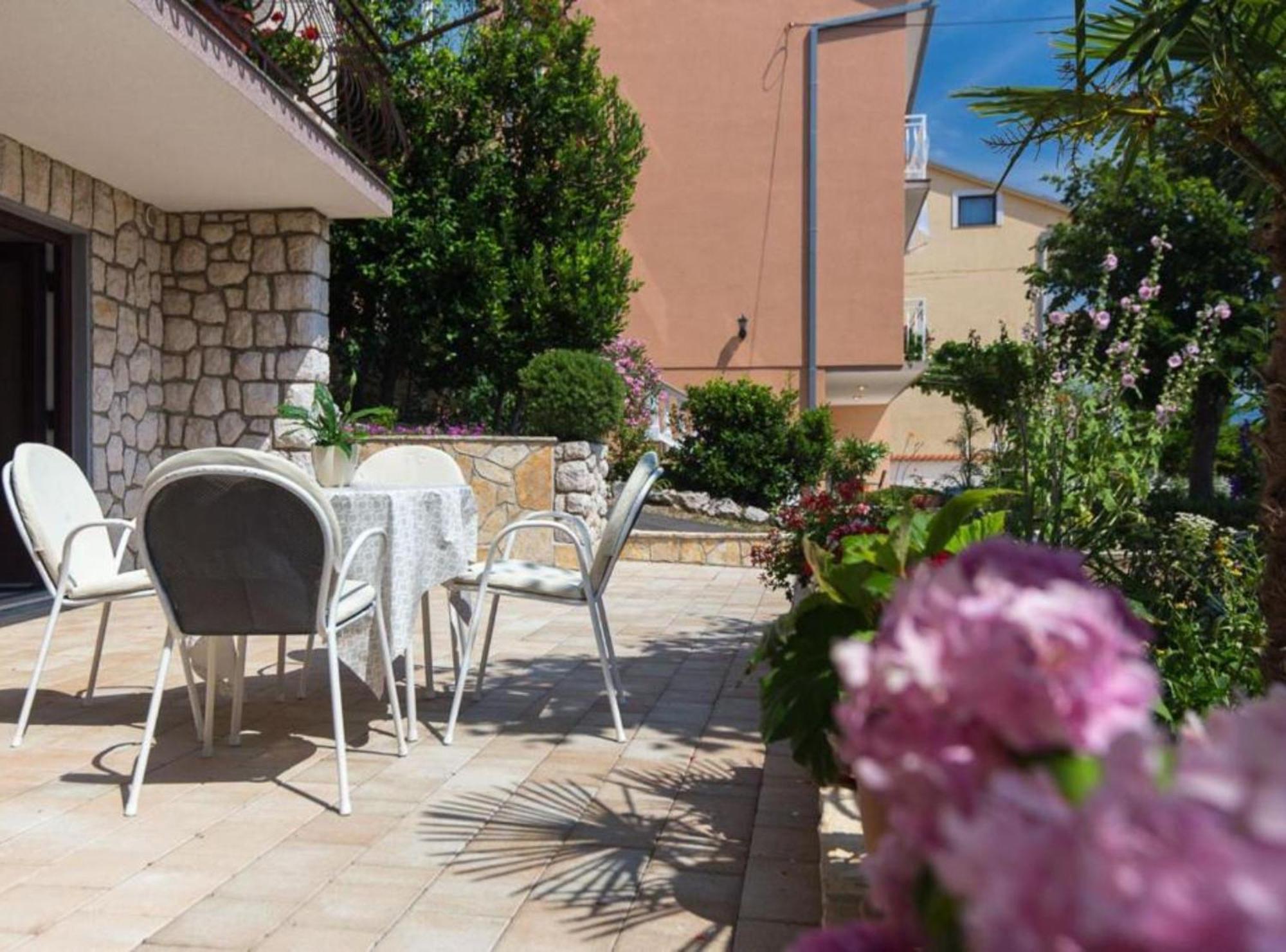 Apartments Marko Novi Vinodolski Kültér fotó